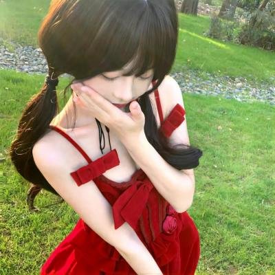 纸板屋女孩